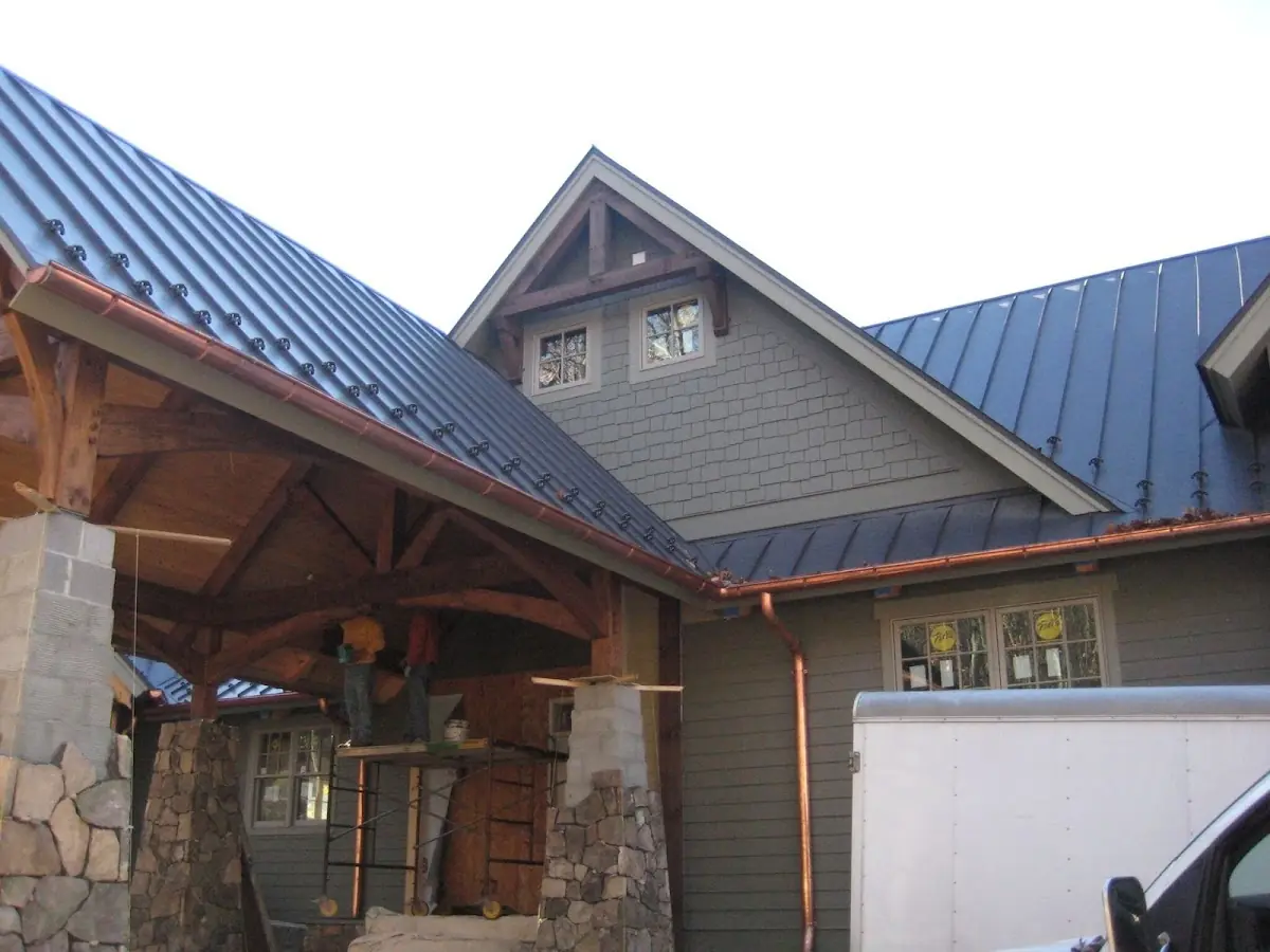 Craftsman Roofing team delivering quality roofing work in Vista East